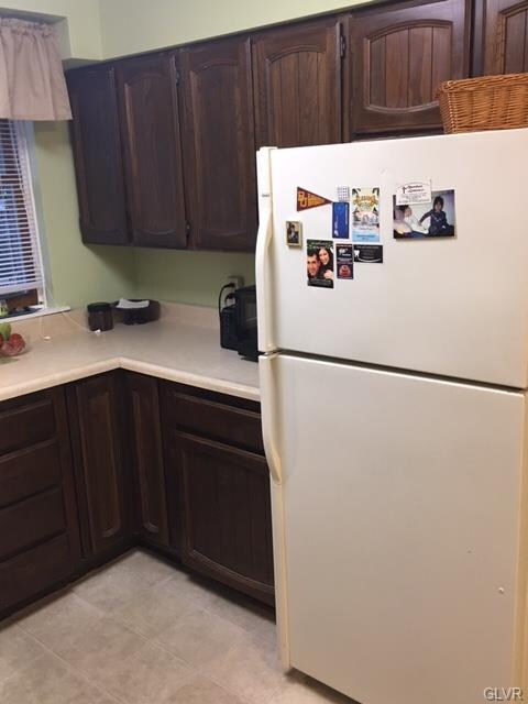 548 North Cir, Bethlehem, PA 18018 - photo 3