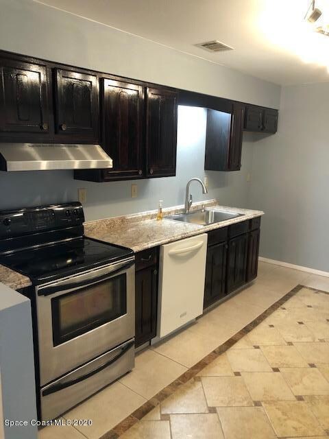 Camden Kitchen 2