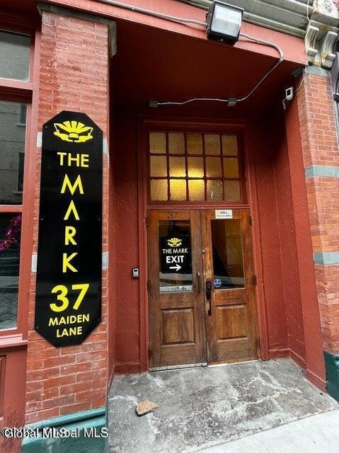 37 Maiden Ln unit 3B, Albany, NY 12207 - photo 3