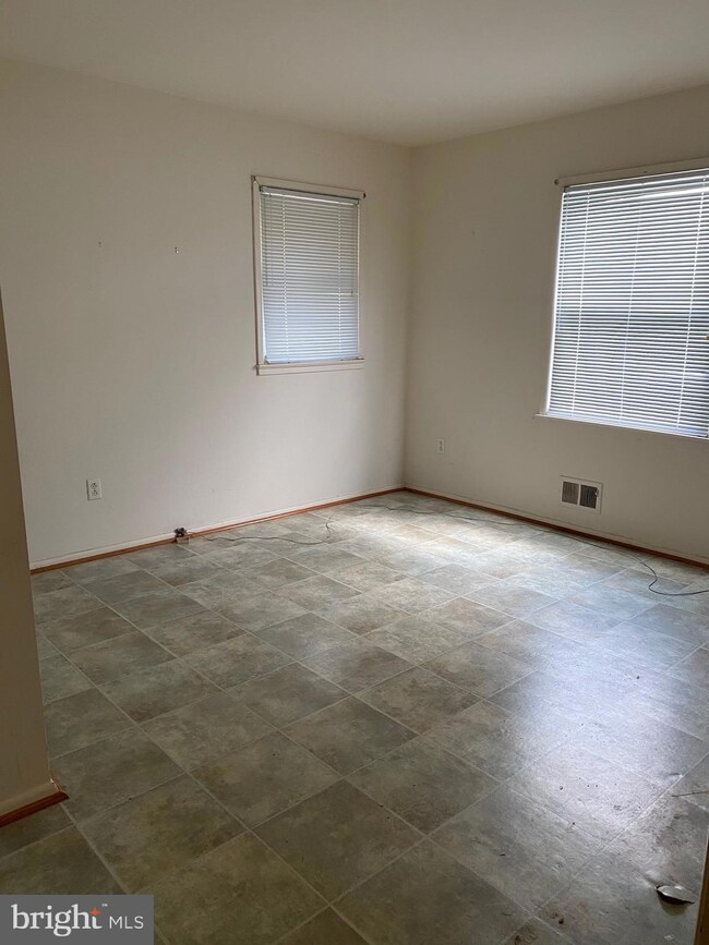 9305 Pella Place, Clinton, MD 20735 - photo 7