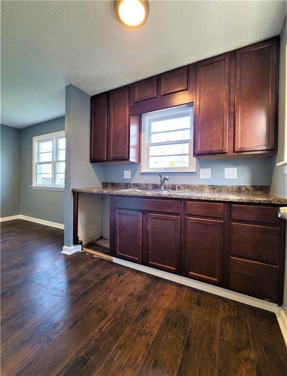 321 N 15th Ave, Beech Grove, IN 46107 - photo 6