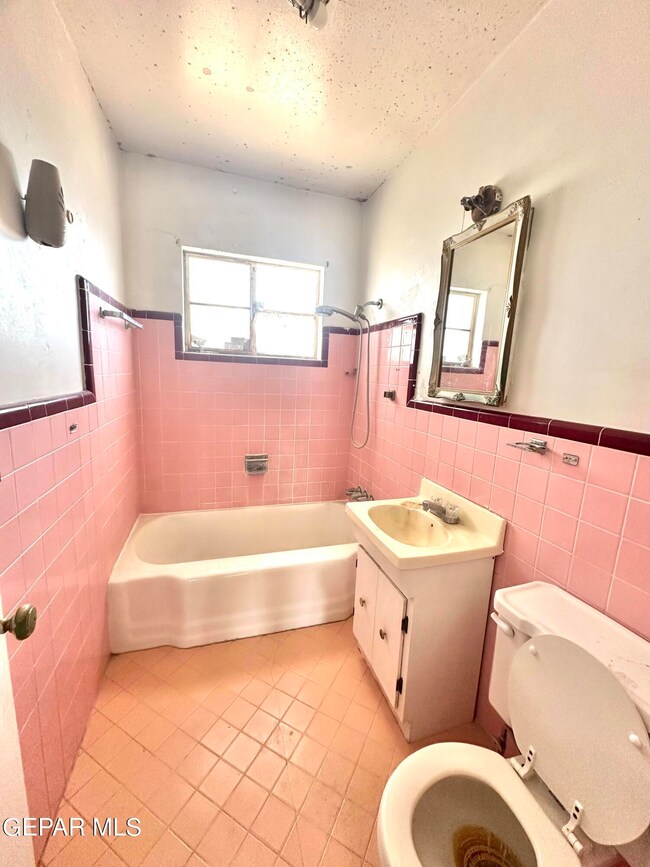 3330 Mobile Ave, El Paso, TX 79930 - photo 6