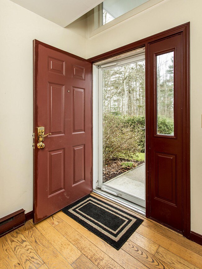 4 W Harbor Pond Rd unit 4, Boothbay Harbor, ME 04538 - photo 5