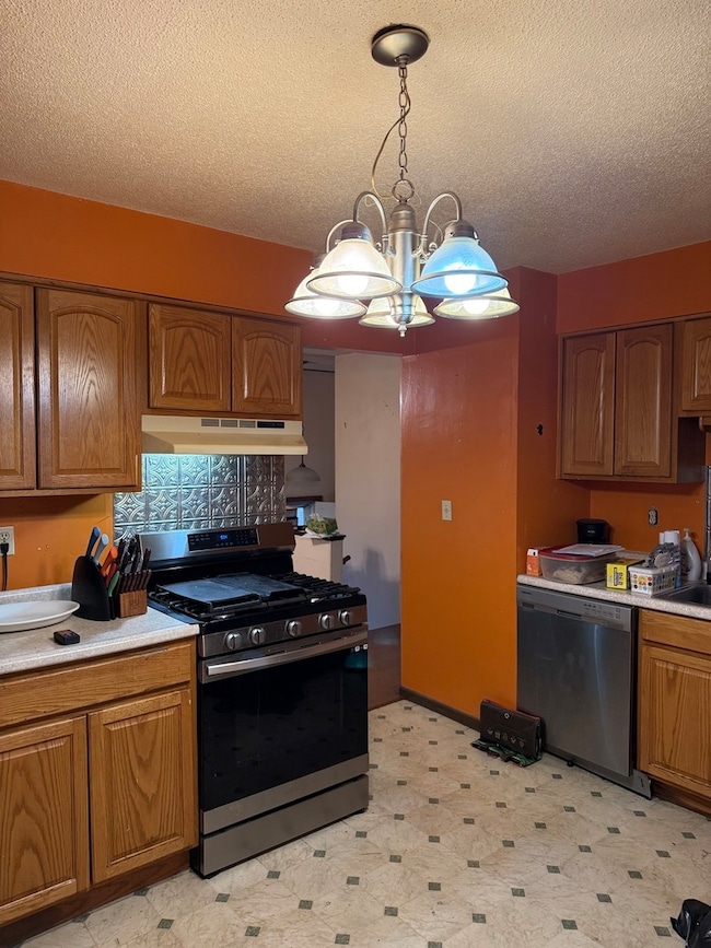 252 Alexander Dr, Rantoul, IL 61866 - photo 4