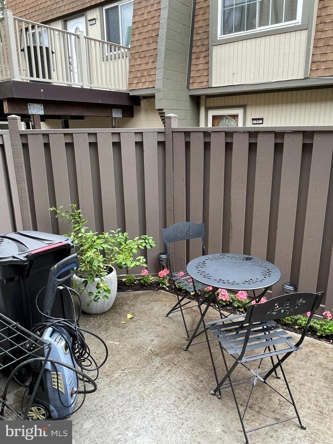 3913 Sonora Place unit 82D, Alexandria, VA 22309 - photo 4