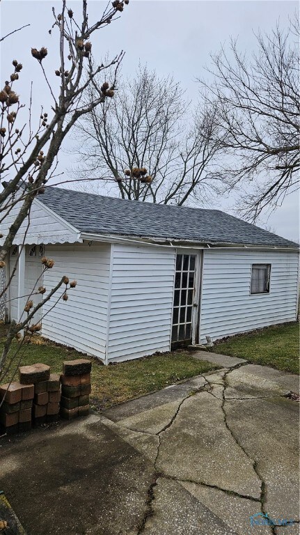 23333 W Edgefield Dr, Genoa, OH 43430 - photo 3