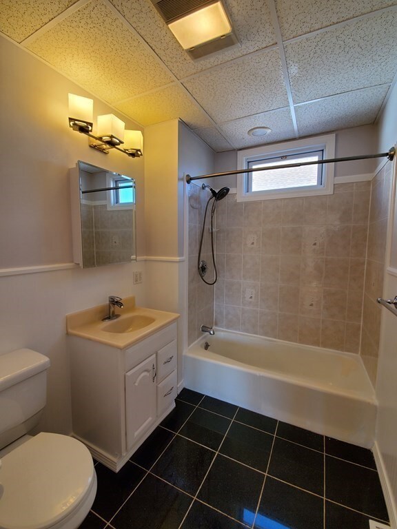 35 Belle Ave unit 2, Lynn, MA 01905 - photo 5