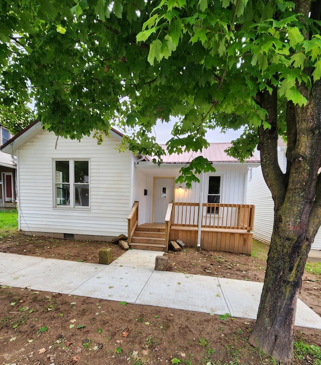 448 N 6th St, Cambridge, OH 43725 - photo 2