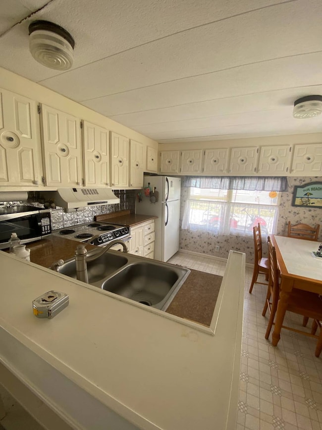 1690 Gangway Loop unit 241, Ruskin, FL 33570 - photo 5