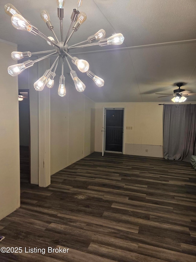 551 Birchwood Cir, Shelbyville, KY 40065 - photo 2