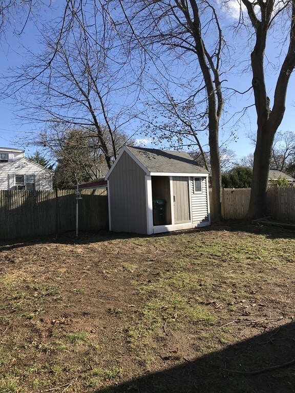 136 Arnold Rd, Marshfield, MA 02050 - photo 4