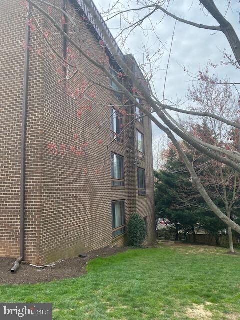 124 Roberts Ln unit 300, Alexandria, VA 22314 - photo 7