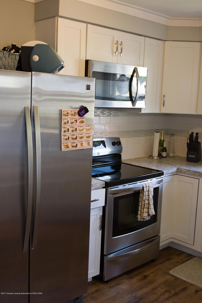 06 kitchen