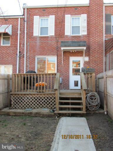 1502 Chilworth Ave, Middle River, MD 21220 - photo 2