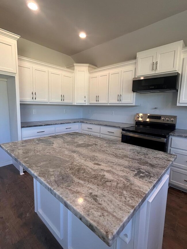 217 Barry Field Cr, Hahira, GA - photo 7