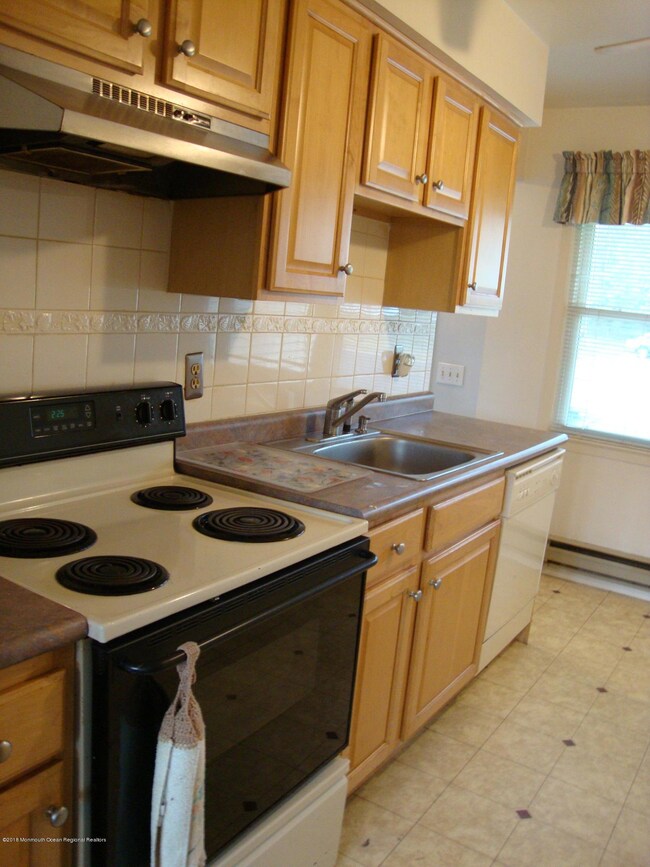 26 Central Ave, Whiting, NJ 08759 - photo 6