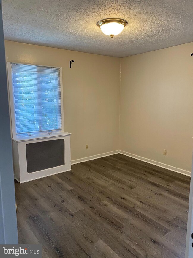 4753 21st Rd N unit 8, Arlington, VA 22207 - photo 5