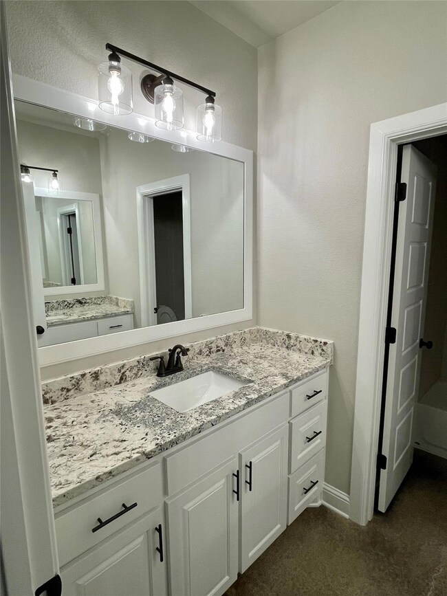 496 Clark Lake Rd, Weatherford, TX 76088 - photo 7