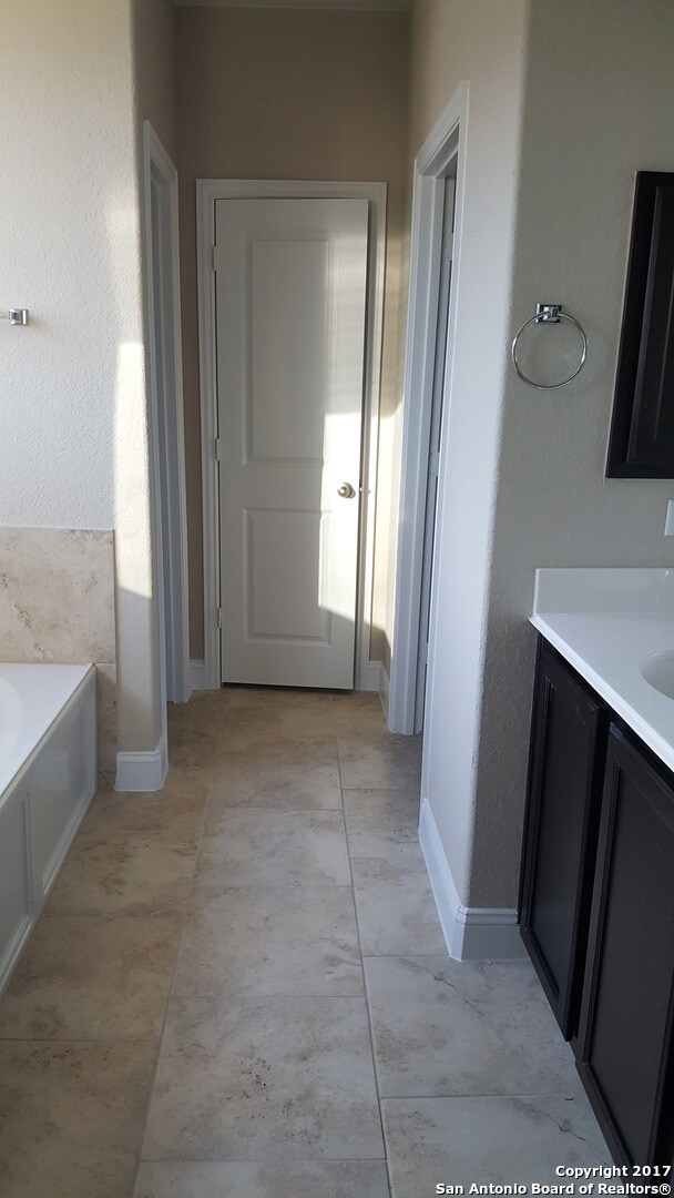 9734 Bricewood Oak, San Antonio, TX 78254 - photo 7