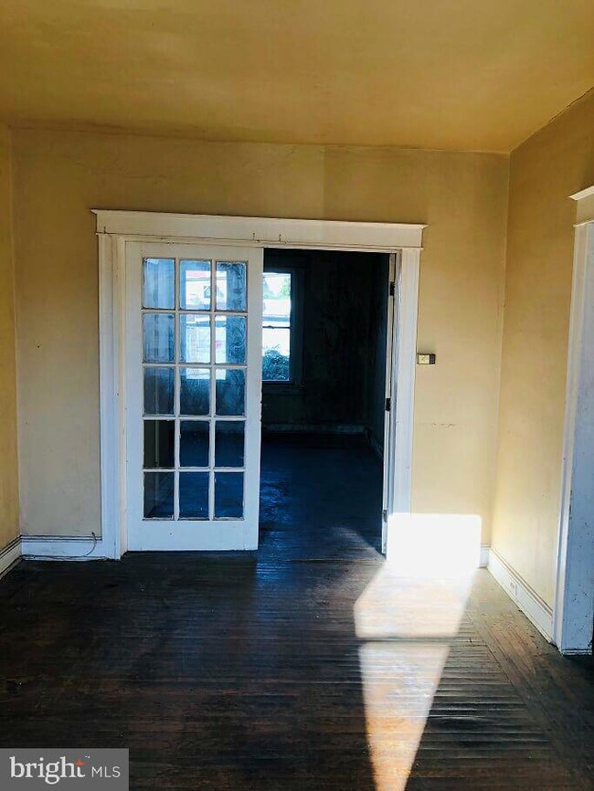 614 Allendale St, Baltimore, MD 21229 - photo 5