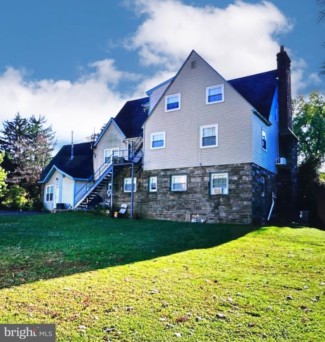 2250 Boyd Rd unit A, Huntingdon Valley, PA 19006 - photo 2