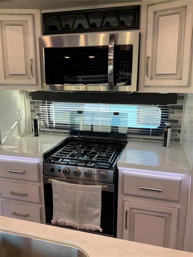 1339 Old Lakeport Rd unit 13B, Moore Haven, FL 33471 - photo 4