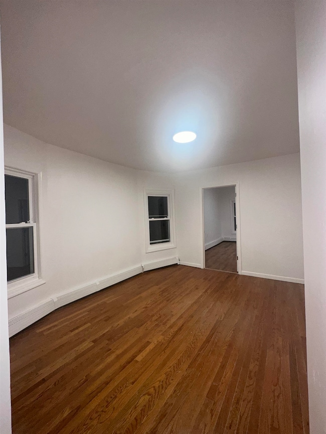 23 Valley Place unit 2, Edgewater, NJ 07020 - photo 4