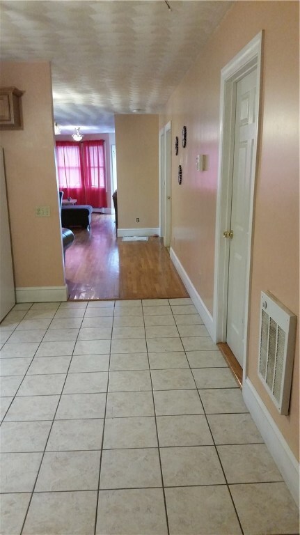 95 Laura St, Providence, RI 02907 - photo 6