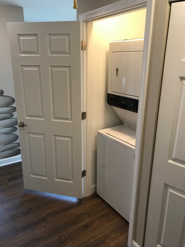 2303 School Dr, Rolling Meadows, IL 60008 - photo 4