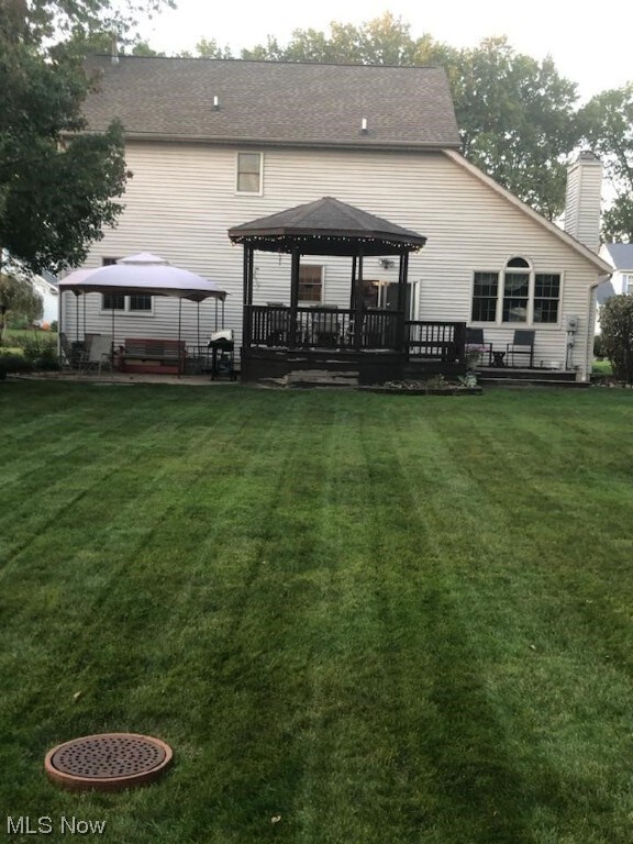 26987 Valeside Ln, Olmsted Falls, OH 44138 - photo 3