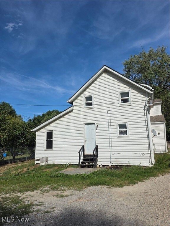 678 Sumner St unit 682, Akron, OH 44311 - photo 2