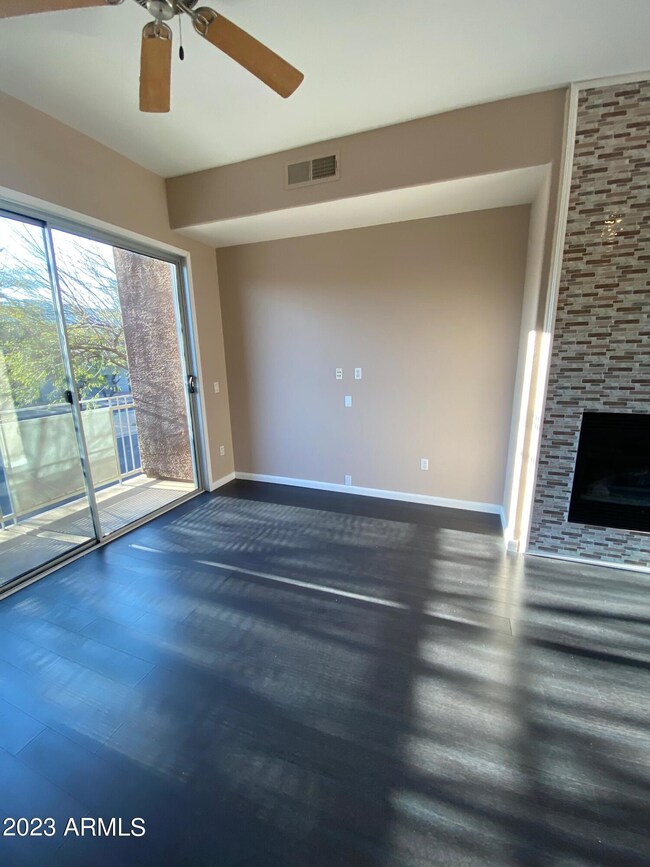 Family room with Fireplace