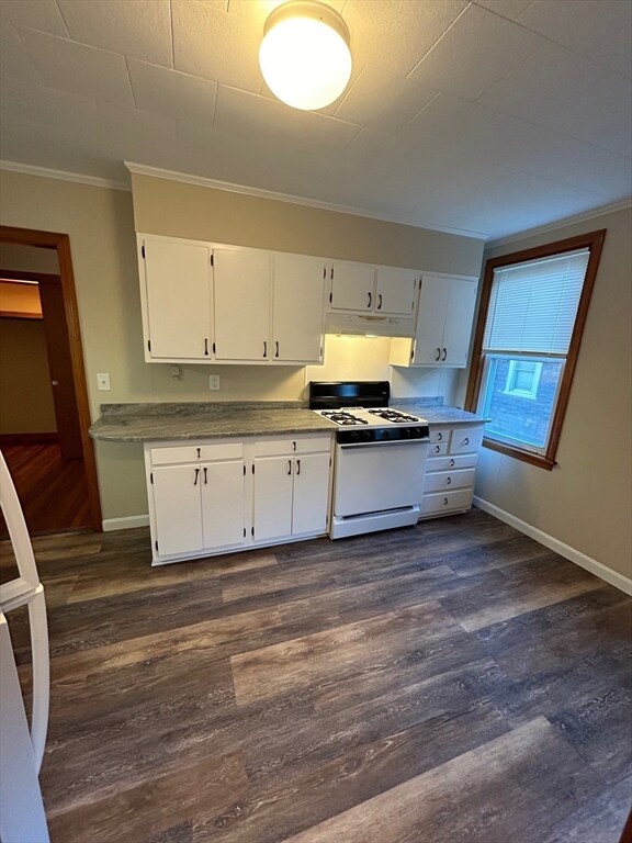 17 Adams St unit 4, Bourne, MA 02532 - photo 2