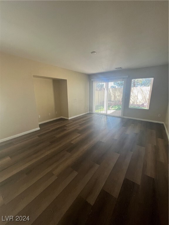 8453 Summers Ranch Ct, Las Vegas, NV 89139 - photo 2