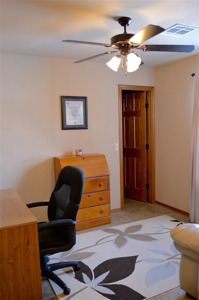 1402 Puesta Del Sol, Alamogordo, NM 88310 - photo 4