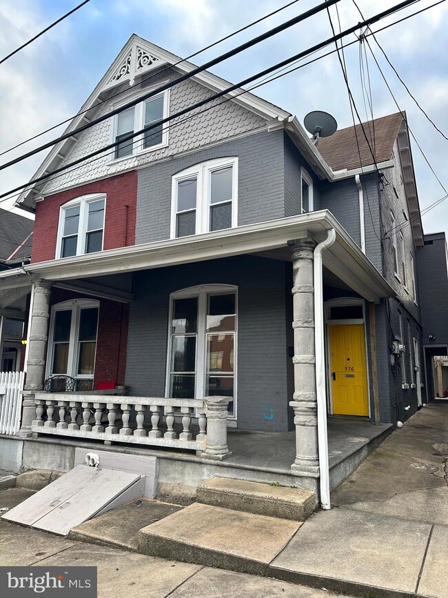 536 N 3rd St, Columbia, PA 17512 - photo 2