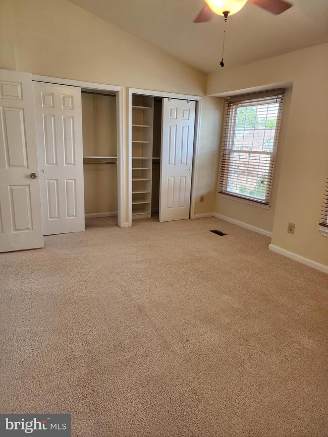 7766 Black Horse Ct, Manassas, VA 20109 - photo 6