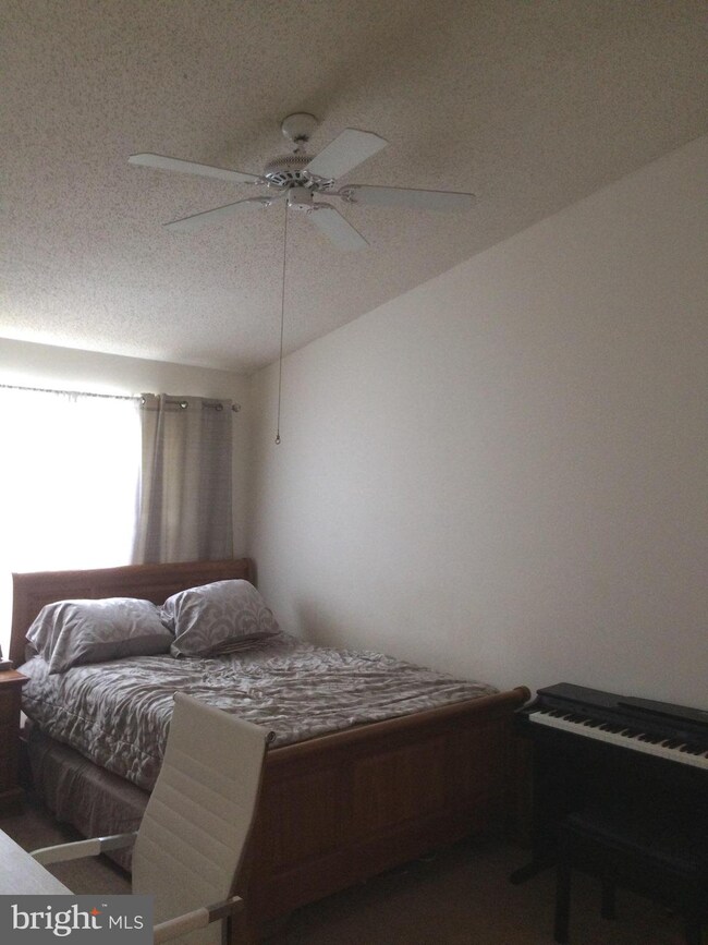 8194 Winstead Place unit 203, Manassas, VA 20109 - photo 5