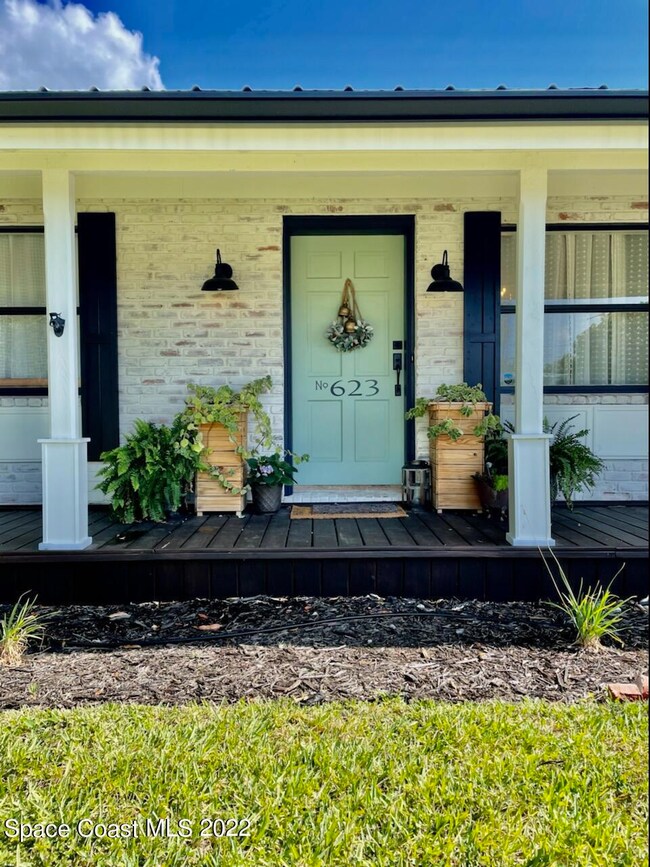 623 Bermuda Front Address