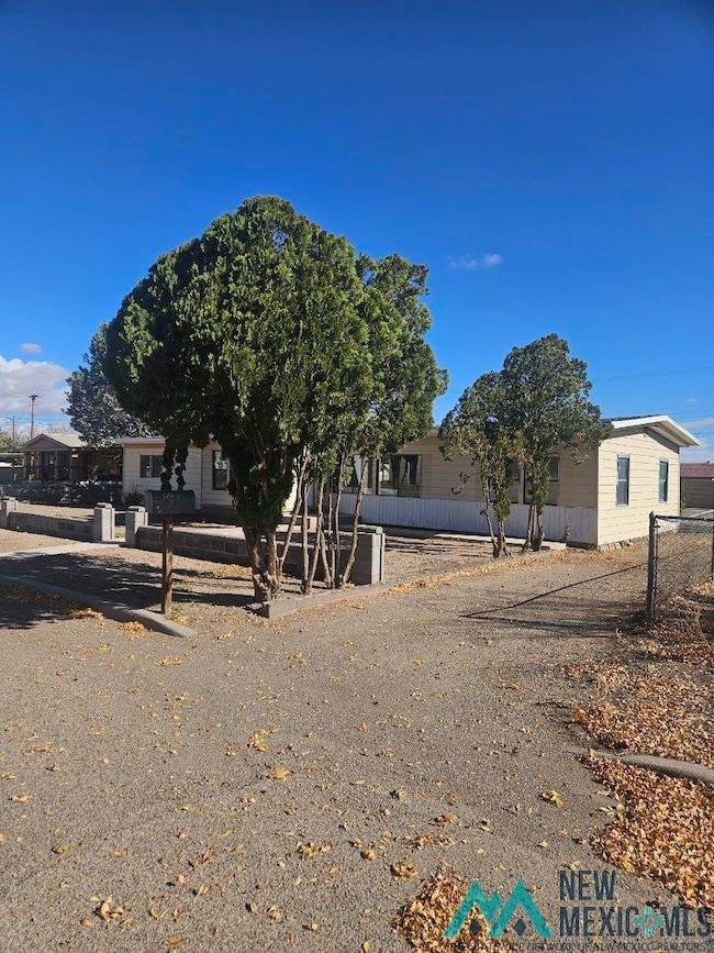 1519 S 9th St, Deming, NM 88030 - photo 2