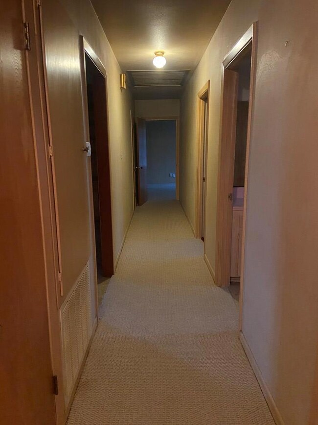 620 8th St, Bay City, TX 77414 - photo 6