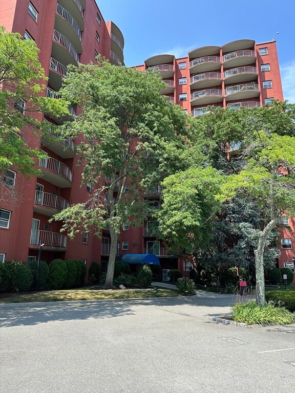 Sagamore Place Condominiums unit 1114, Quincy, MA 02171 - photo 3