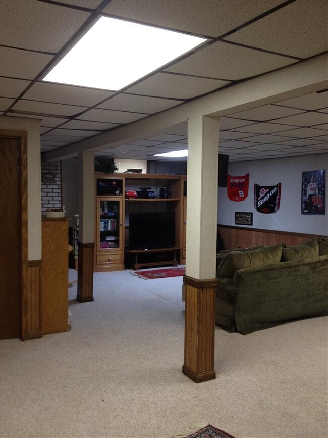 1199 E 700 S, Wabash, IN 46992 - photo 5