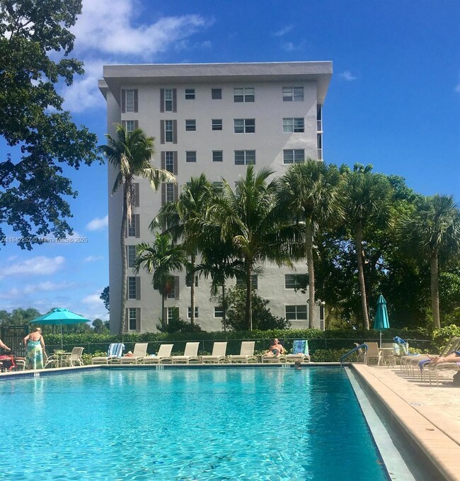 3250 N Palm Aire Dr unit 710, Pompano Beach, FL 33069 - photo 5