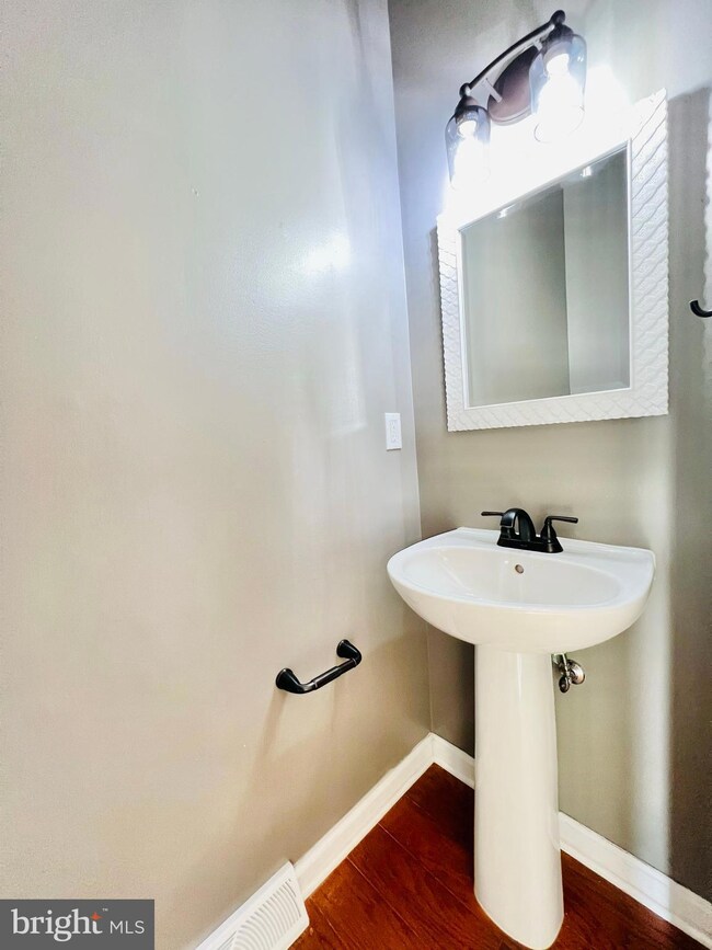 5164 Dartmoor Place, Frederick, MD 21703 - photo 3