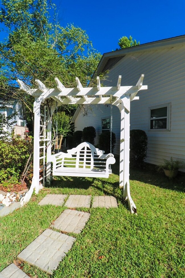 310 Chason Park Dr, Bainbridge, GA 39817 - photo 7