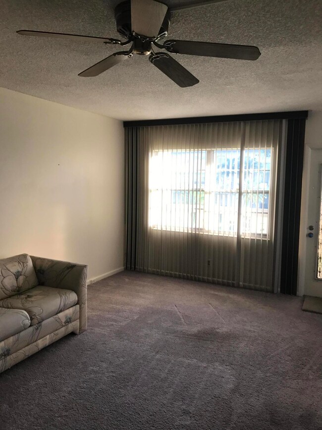 15 Dorset A, Boca Raton, FL 33434 - photo 5