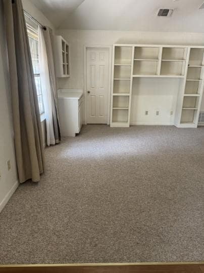 728 W San Antonio St unit 102 B, Lockhart, TX 78644 - photo 2