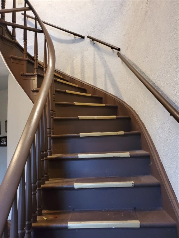 14 Adelaide Ave, Providence, RI 02907 - photo 4