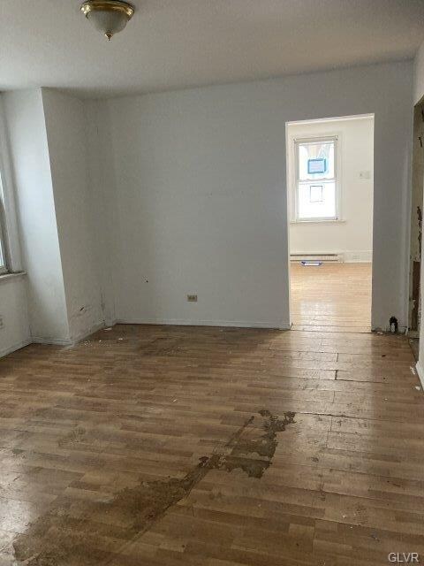 409 E Abbott St, Lansford, PA 18232 - photo 4